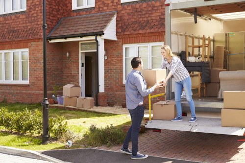 Paddington man and van service transporting boxes and home items